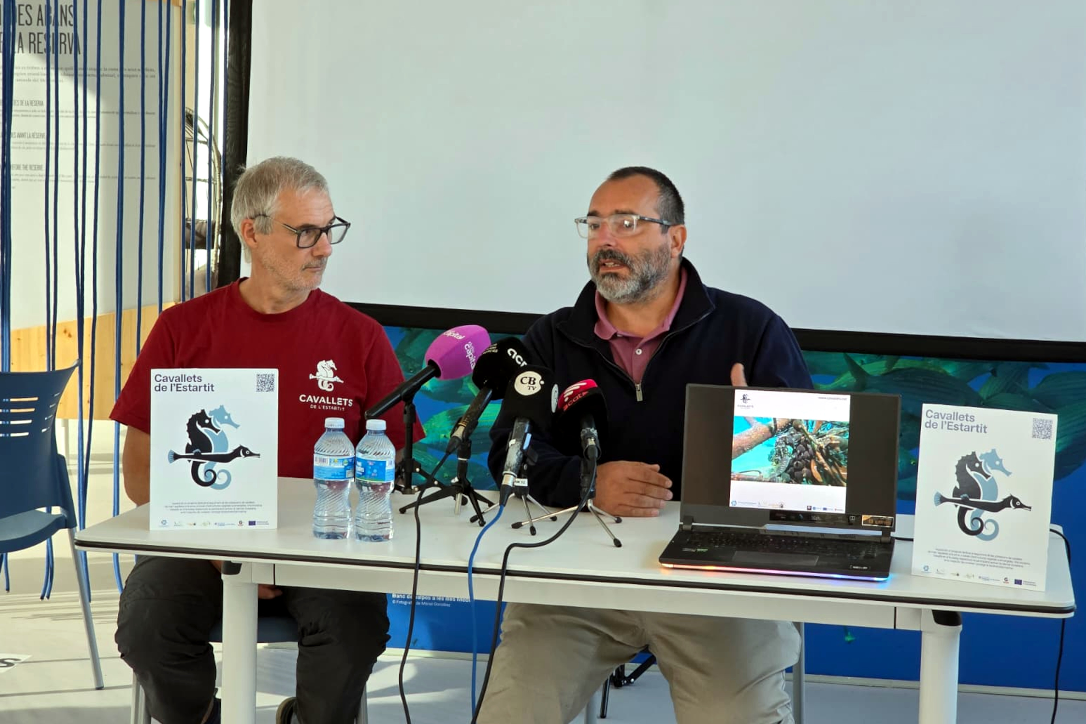 The two lead researchers for the Cavallets de l'Estartit project, Boris Weitzmann (left) and Xavier Minull (right), during the press conference