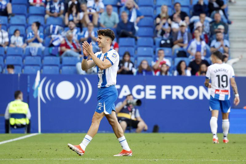 RCD Espanyol player Álvaro Aguado during a game in the Stage Front RCDE Stadium