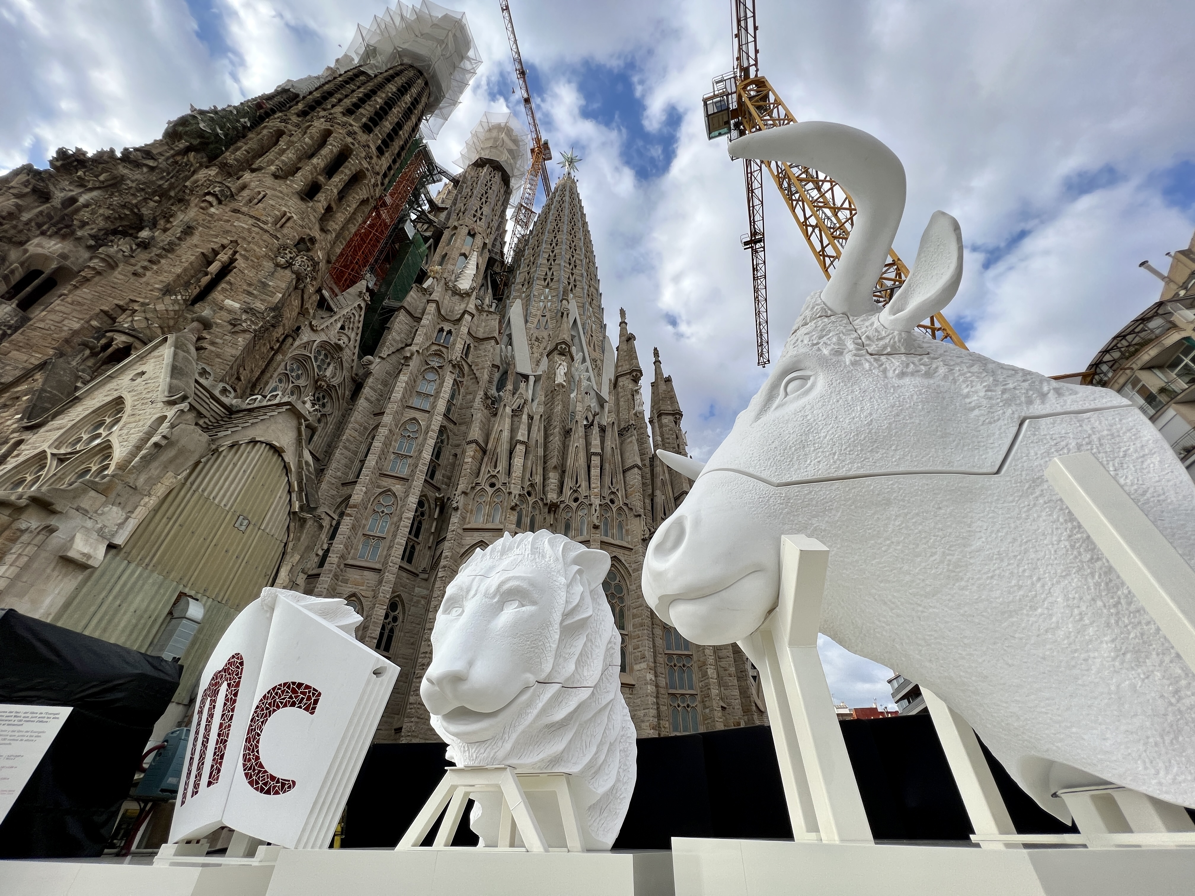The bull and the lion representing Mark and Luke the Evangelists that will be placed on top of two towers of the Sagrada Família