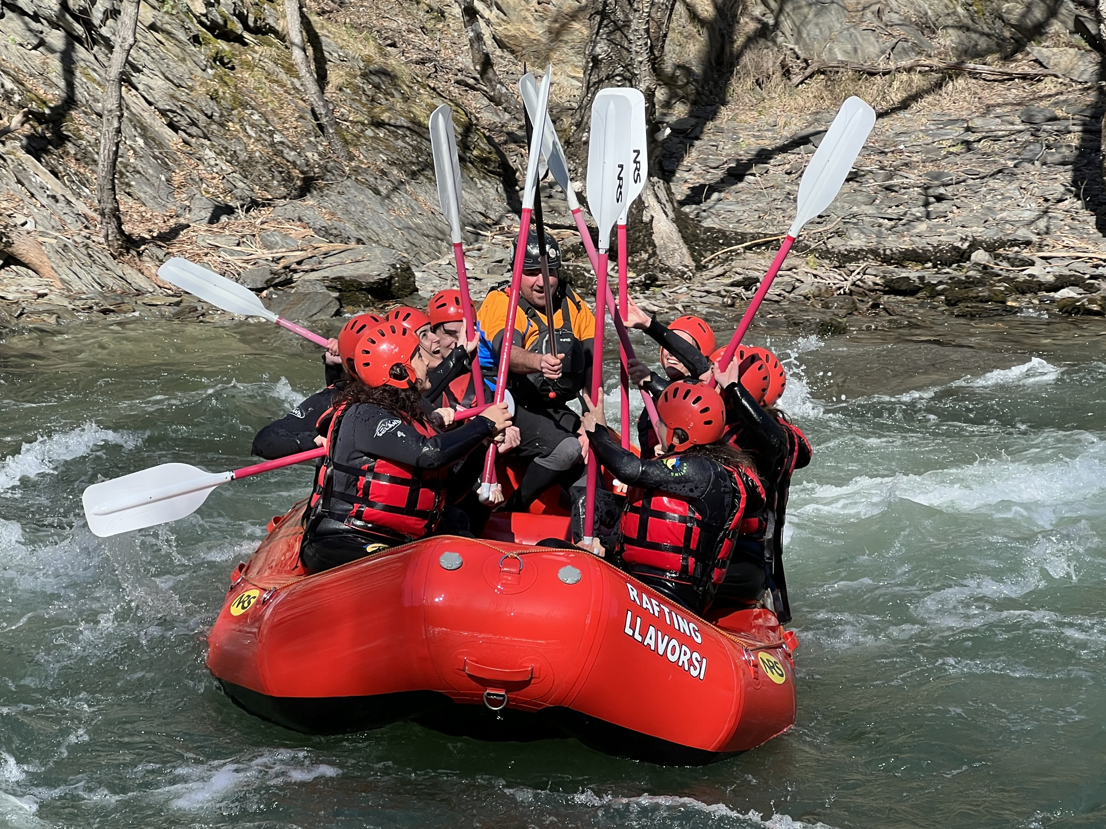 A group of students rafting in the Noguera Pallaresa river