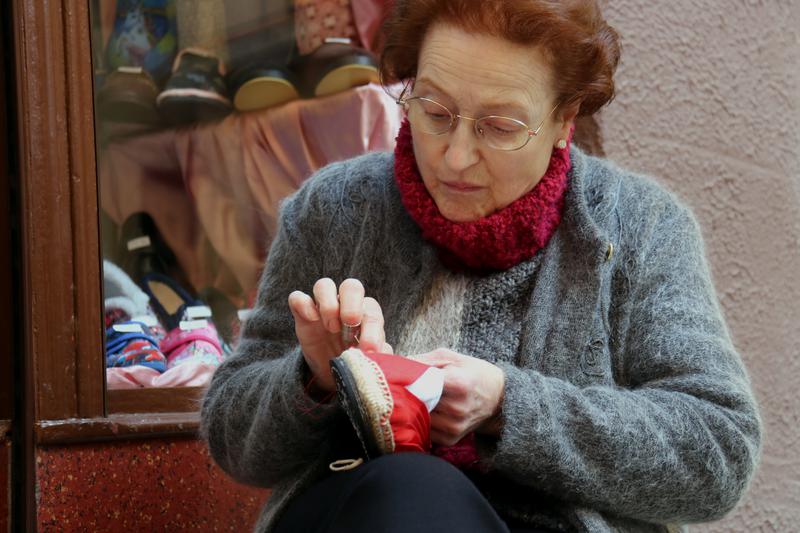 Maria Carme Grifell, who makes traditional 'espadrilles' shoes by hand