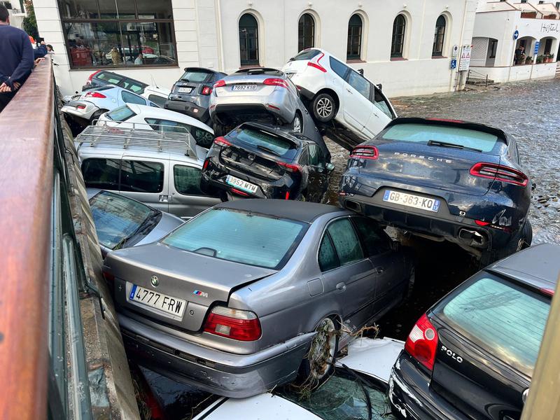 Around 30 cars piled up after being swept away by an overflowing stream overnight in Cadaqués