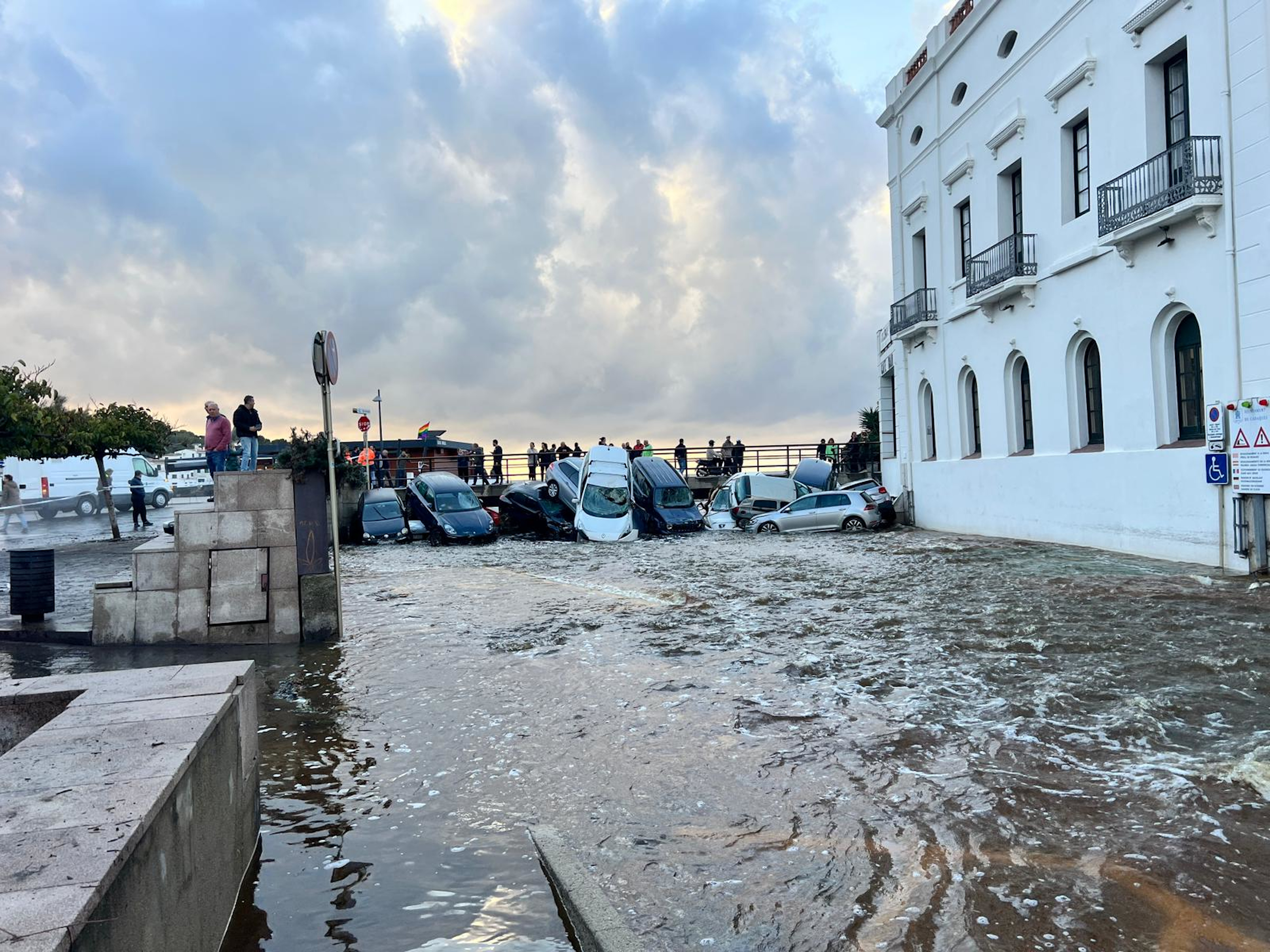 Cars piled up in Cadaqués