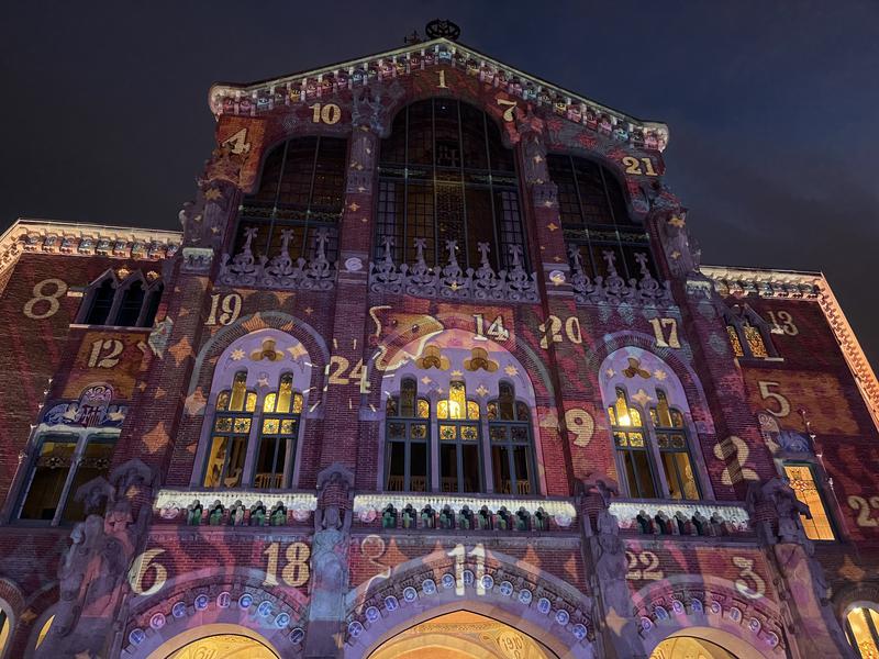 One of the light projections on one of the buildings in the Llums de Sant Pau