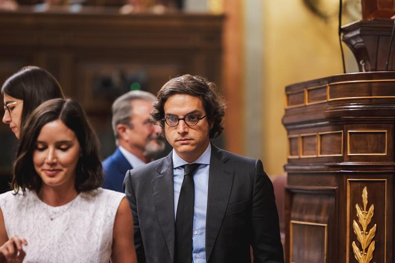 Vox sosté que el govern espanyol és "el més mentider de la història" perquè està "amb els fons voltor"