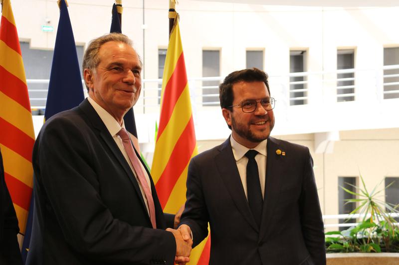 Catalan president Pere Aragonès with the president of the Southern France region, Renaud Muselier