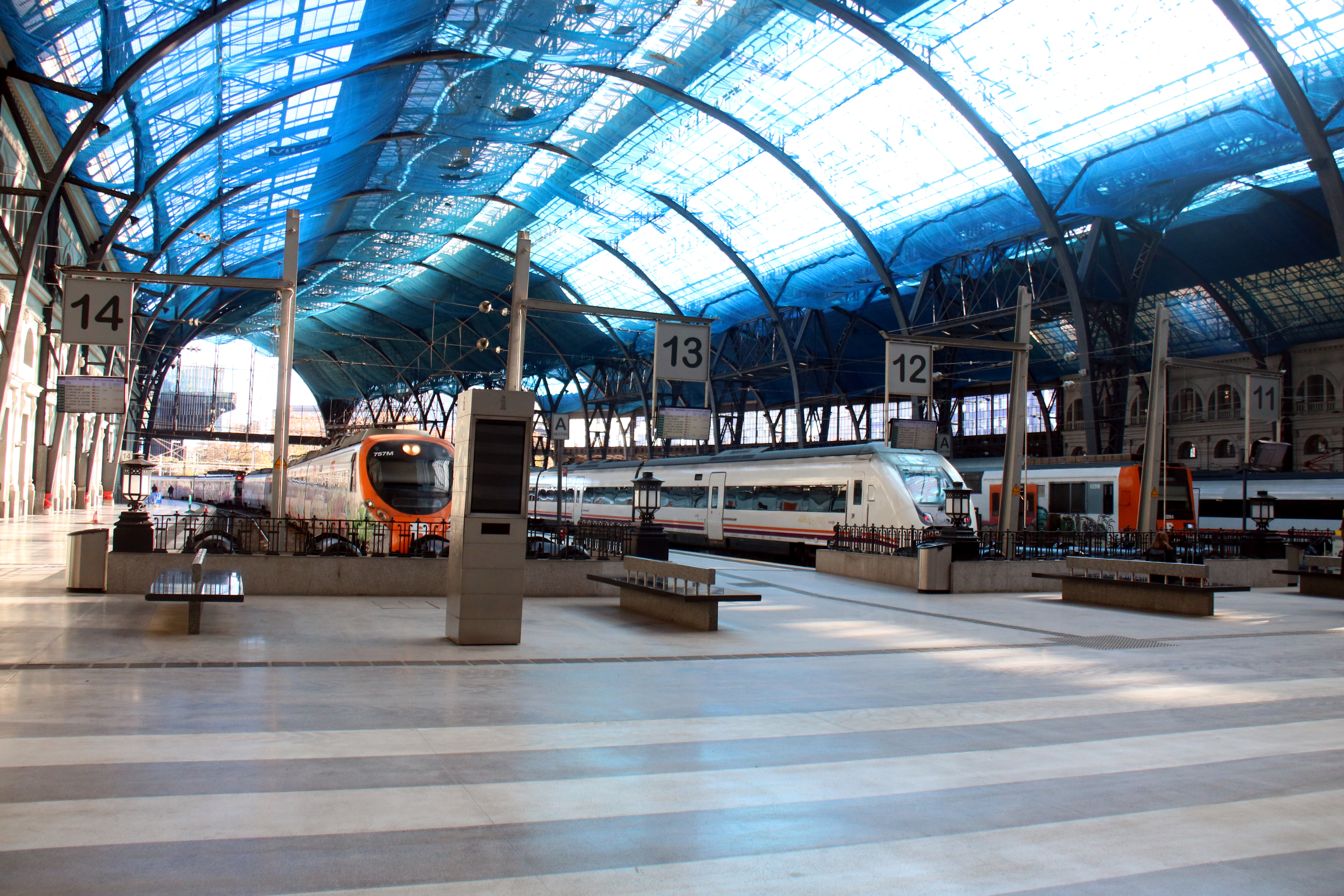 The Estació de França train station