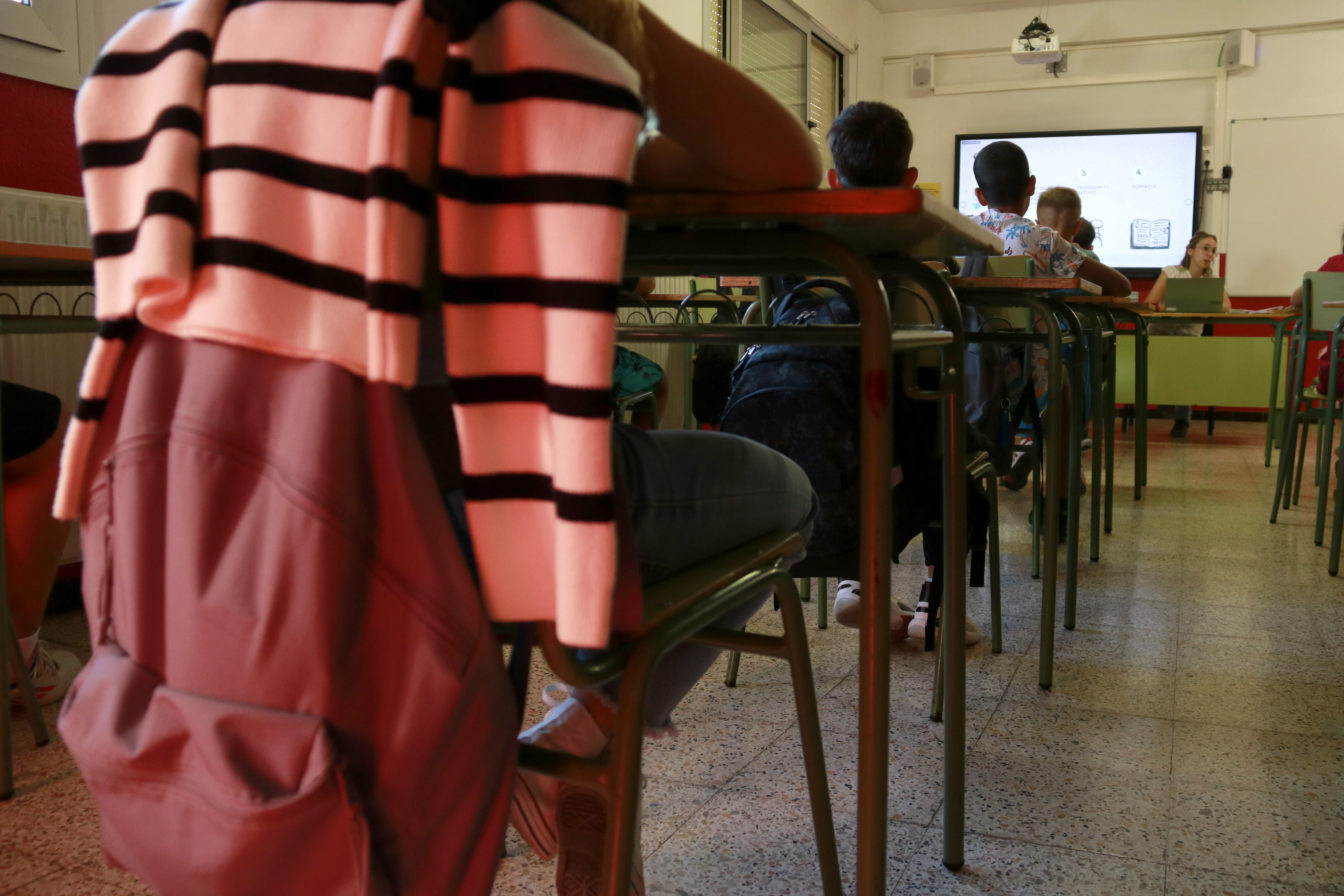 Secondary education students at a school in Mollerussa