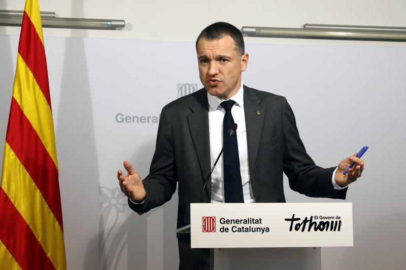 Catalonia's Minister for Agriculture, Òscar Ordeig, speaking in a press conference in Lleida