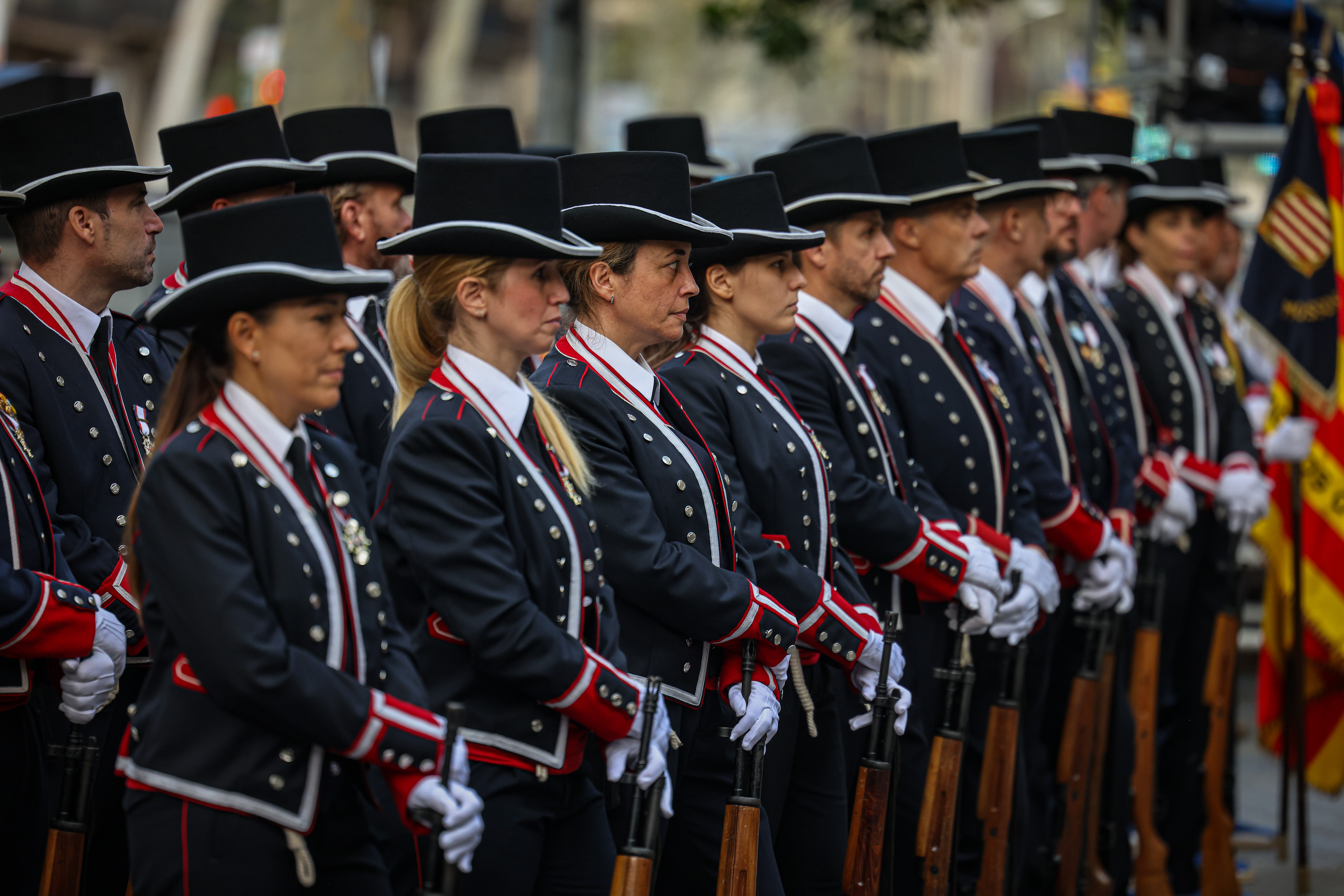 Mossos d'Esquadra during the floral tribute on September 11, 2024.