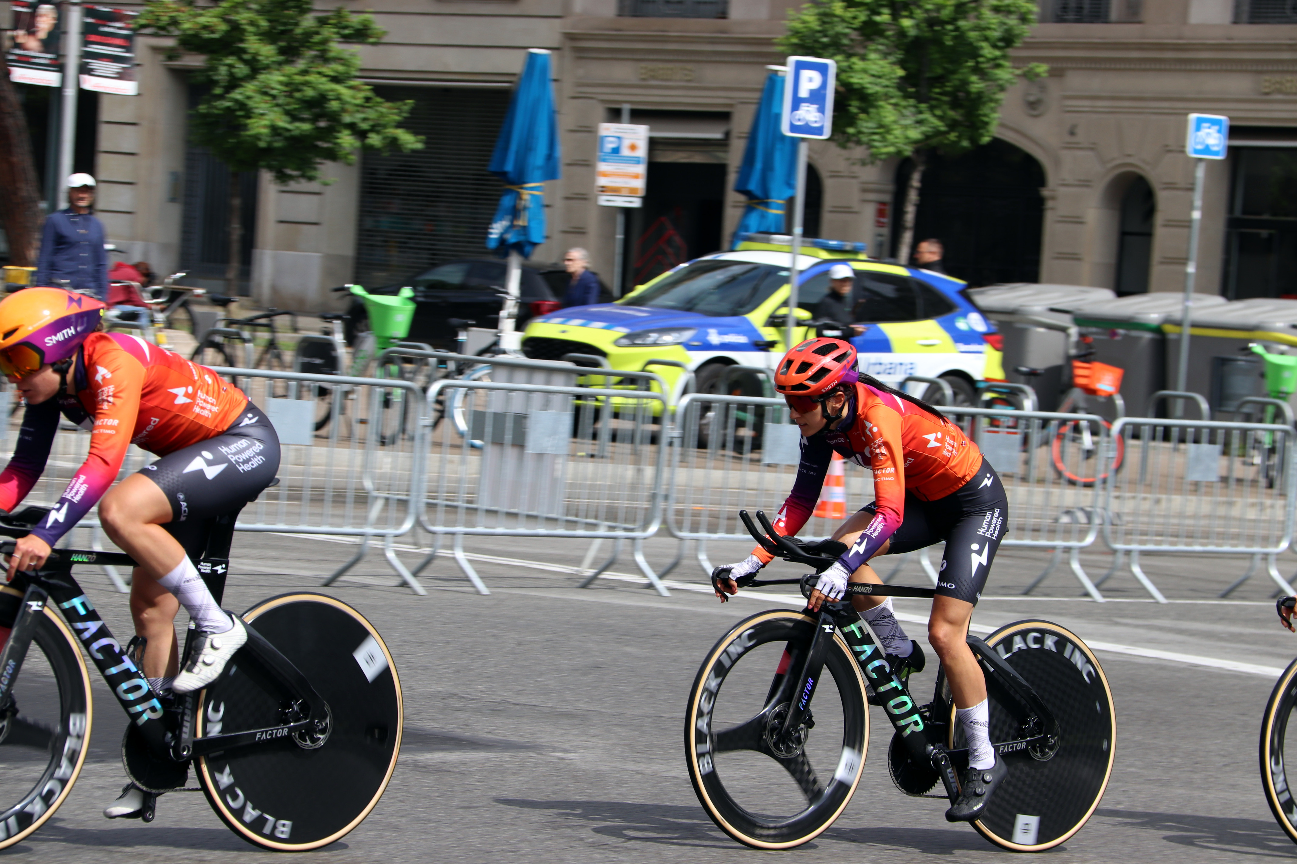 Cyclists on the 2025 edition of La Vuelta Femenina cycling competition in Barcelona on May 4, 2025