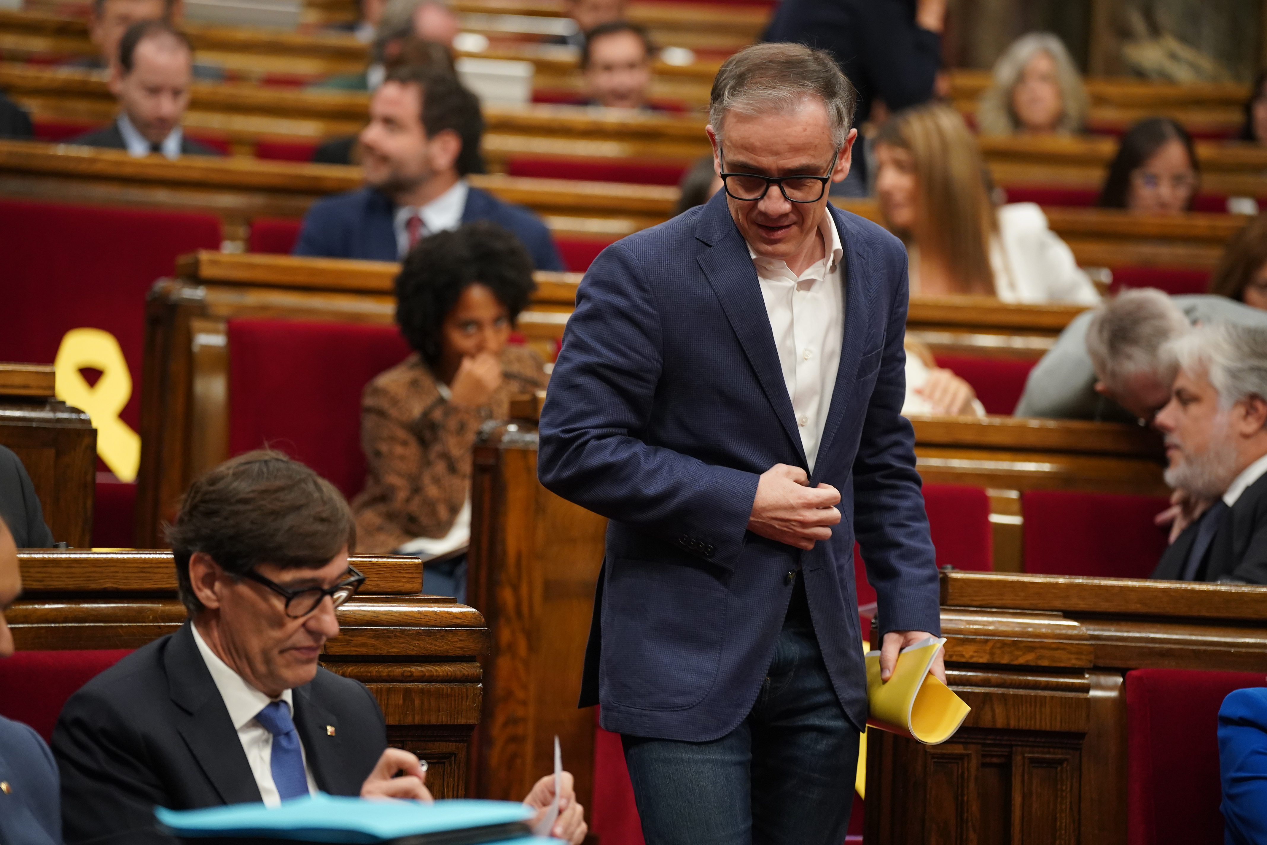 President Salvador Illa, left, and president of Esquerra in Parliament, Josep Maria Jové, during the 2024 General Policy Debate.