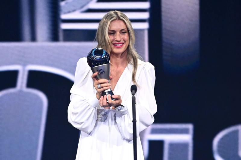 Alexia Putellas wins the Best FIFA Women's Player 2022 award