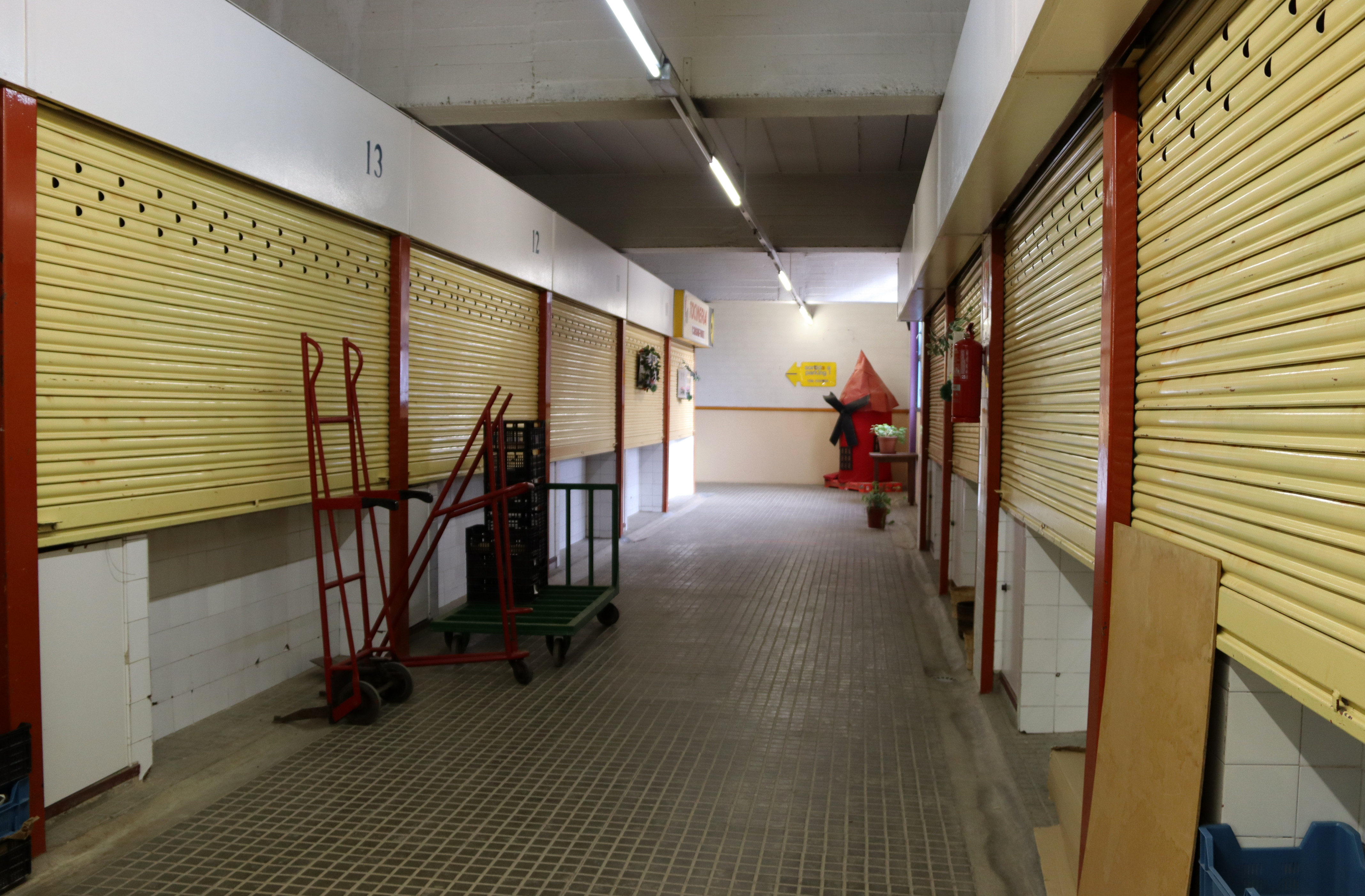 Closed shutters at Berga's market