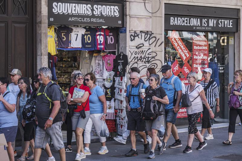 Three out of four Catalans believe <strong>tourism&#39;s impact on society</strong> is positive or very positive