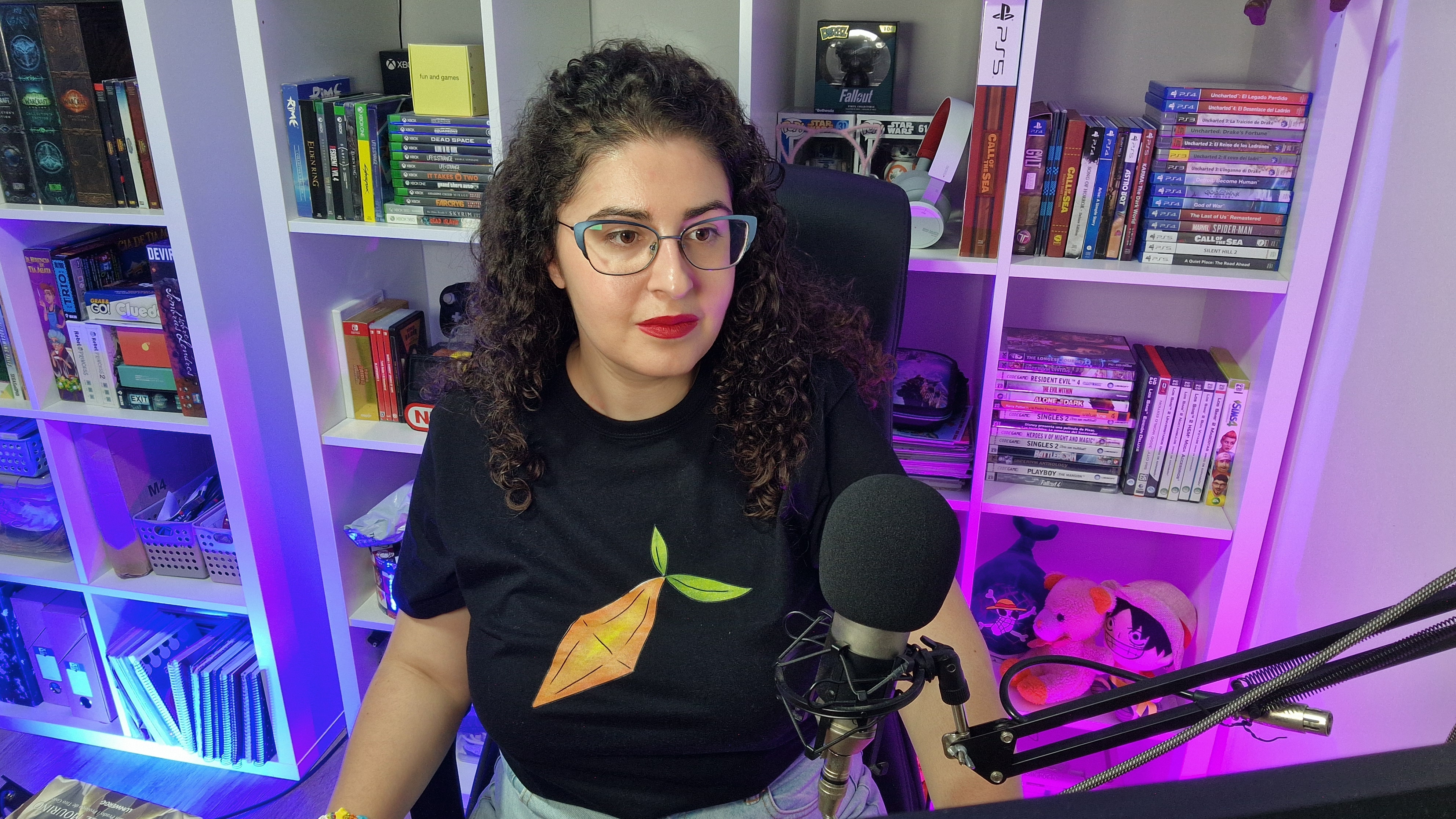 Catalan gamer Simmer Valenciana at her studio