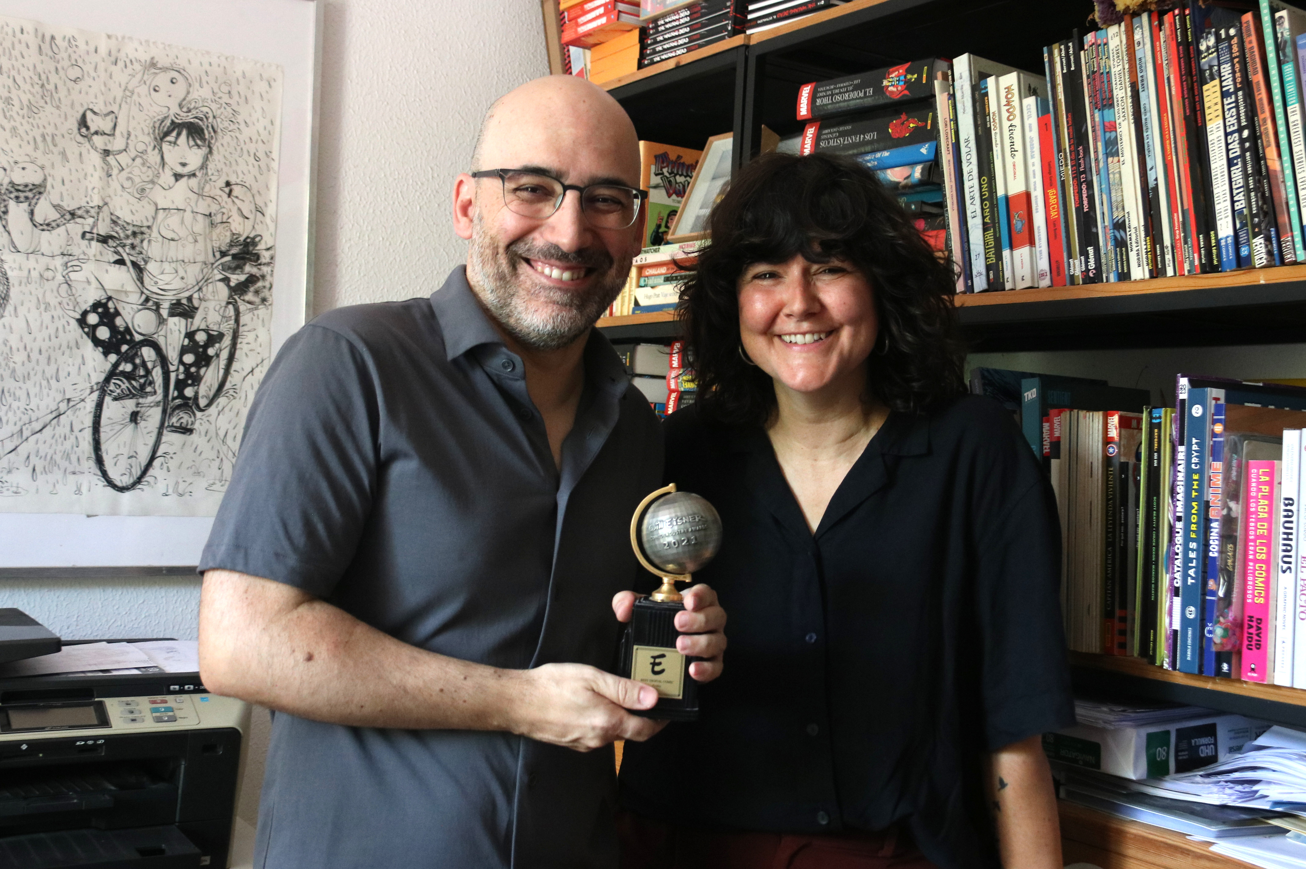 Co-creators of the comic 'Friday', Marcos Martín and Muntsa Vicente, celebrate with their Eisner Award