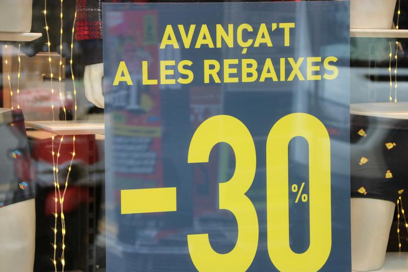 A sign announcing sales in a retail store in Barcelona