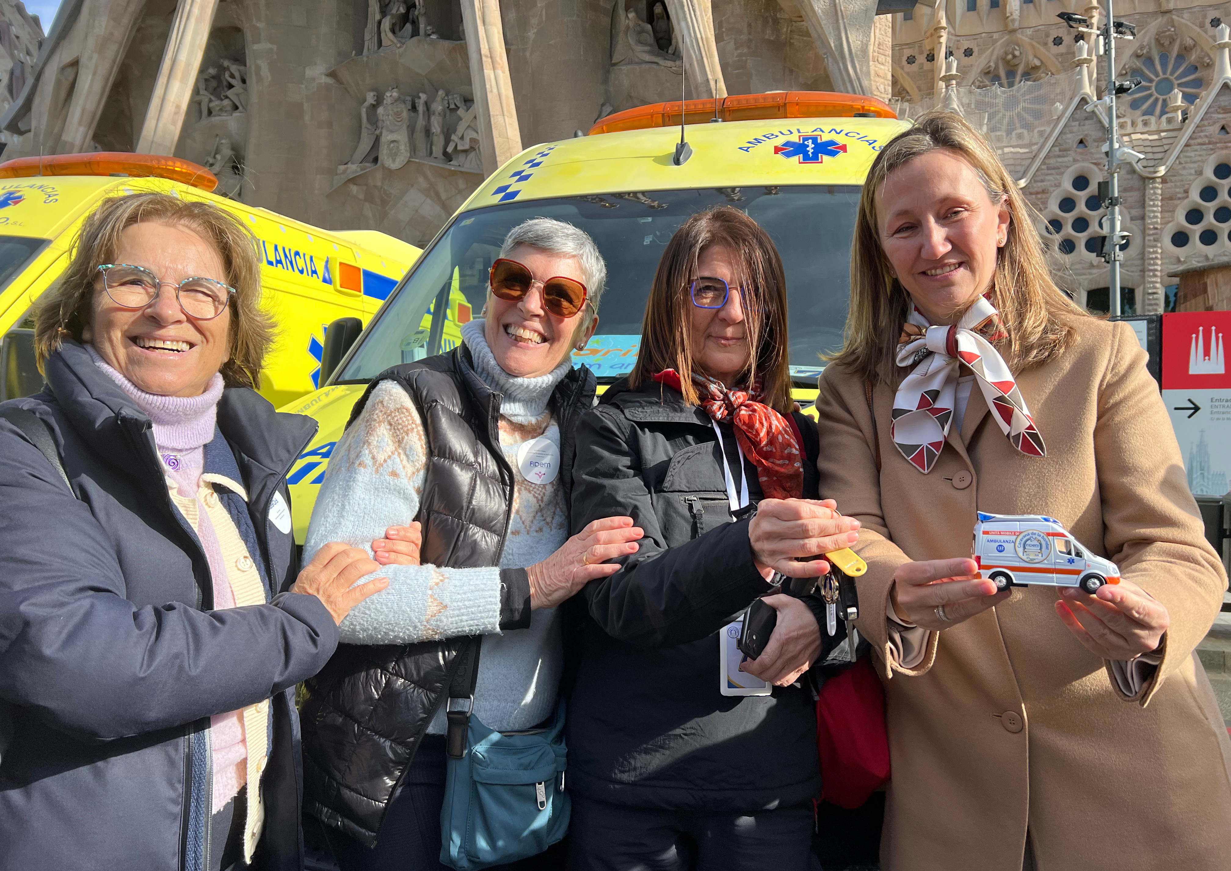 A group of women who contributed to the purchase of an ambulance for the solidarity caravan, minutes before the expedition set off