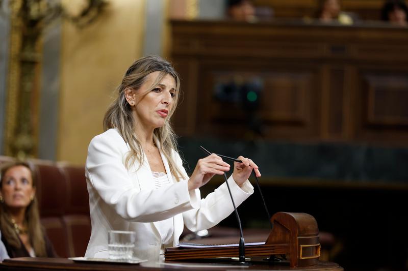 Yolanda Díaz celebra que amb el fracàs de l'opa ha guanyat el "sentit comú"