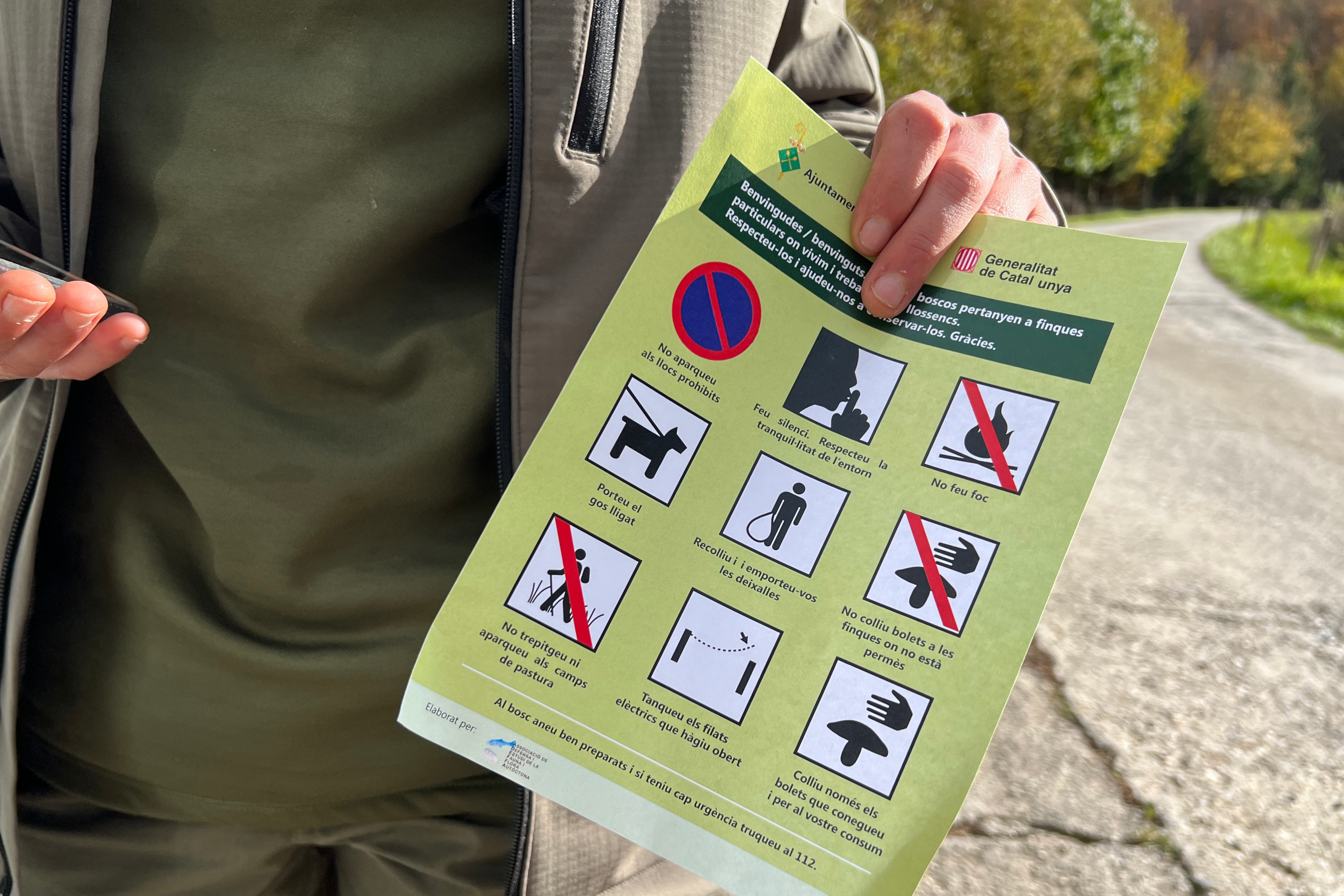 The informative sheet that informers show visitors