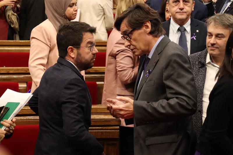 Catalan president Pere Aragonès and Catalan Socialists leader Salvador Illa