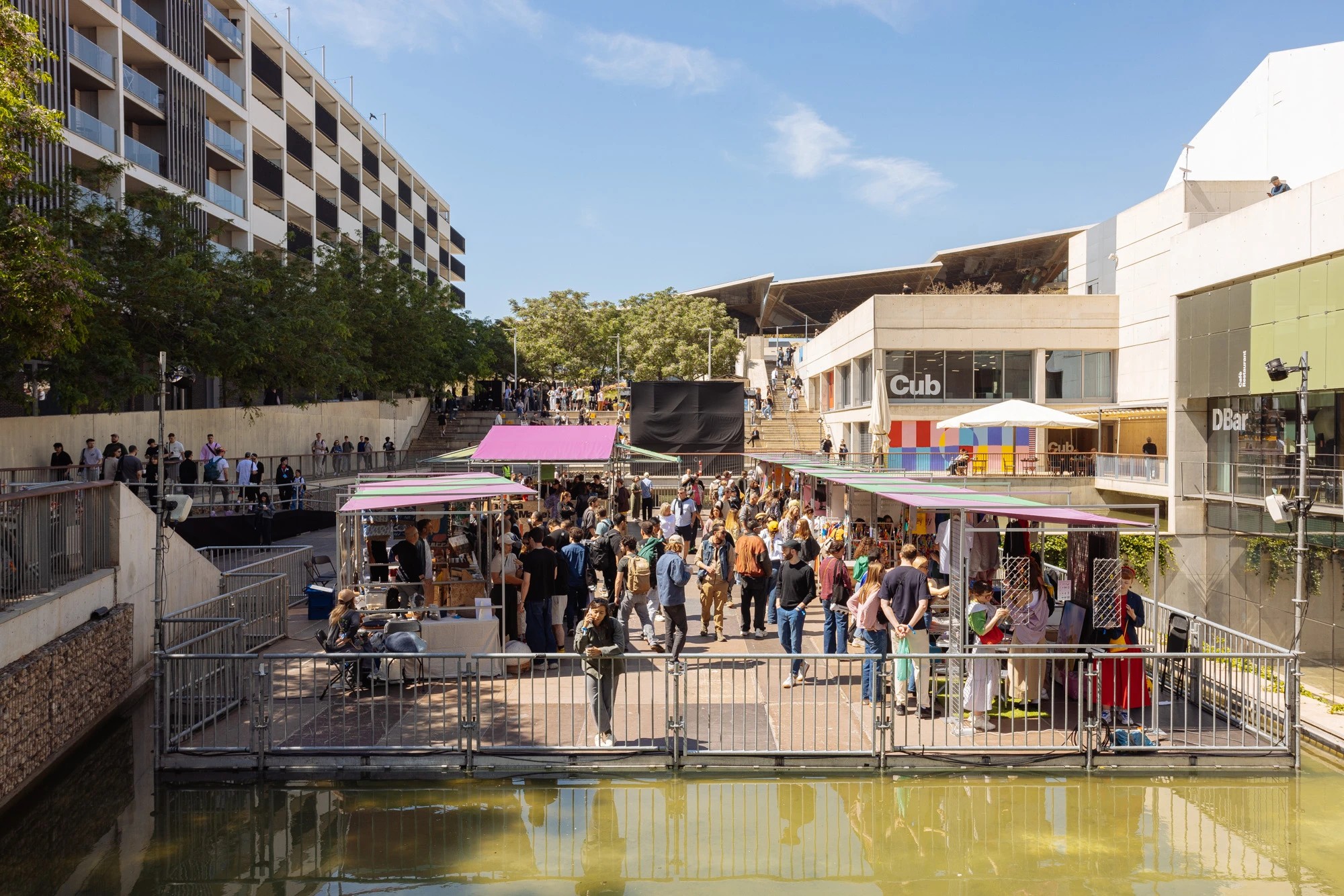 La Plaça Design Market