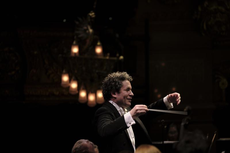 Gustavo Dudamel conducts at the Liceu
