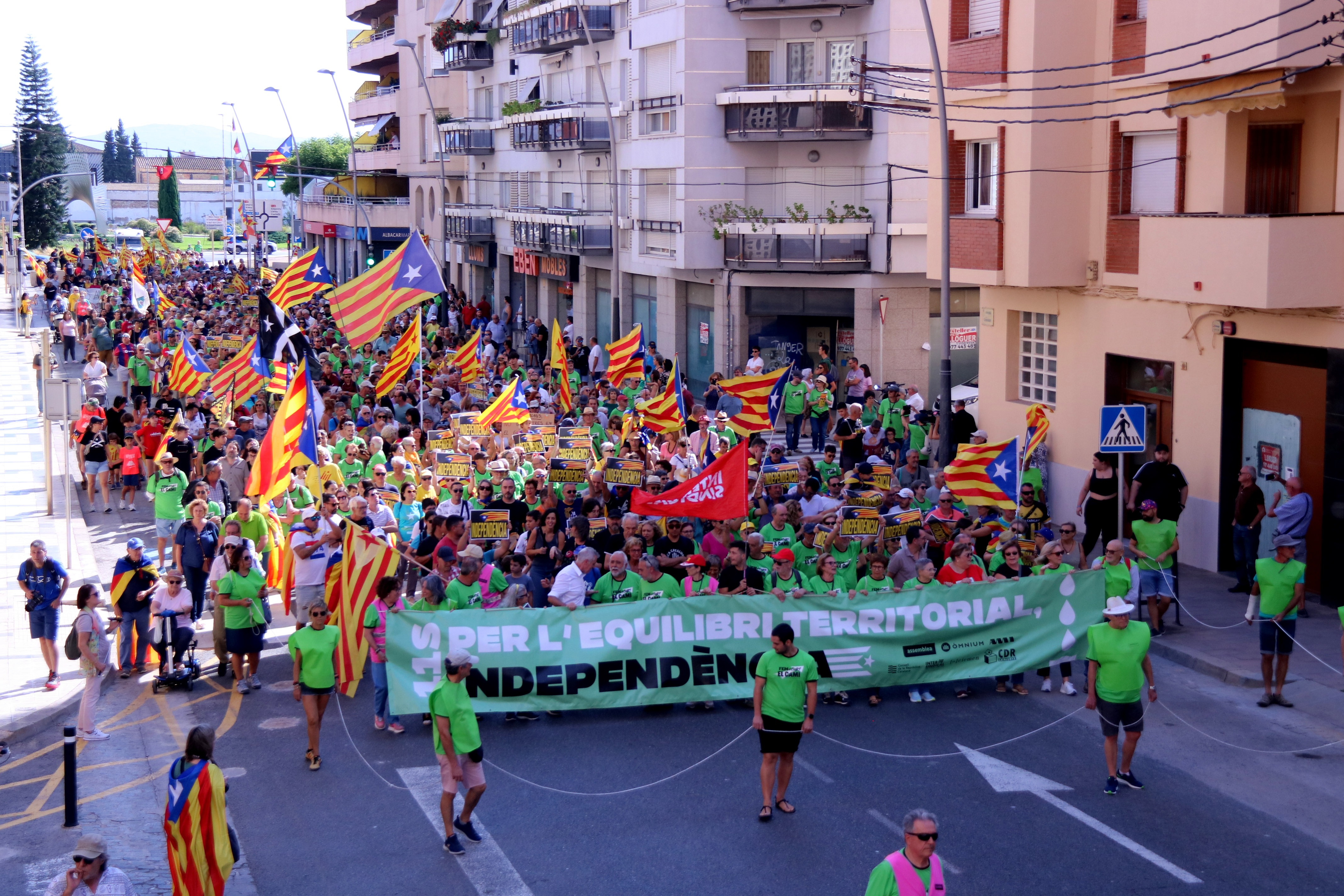 Demonstrators in the pro-independence protest in Tortosa, 2024