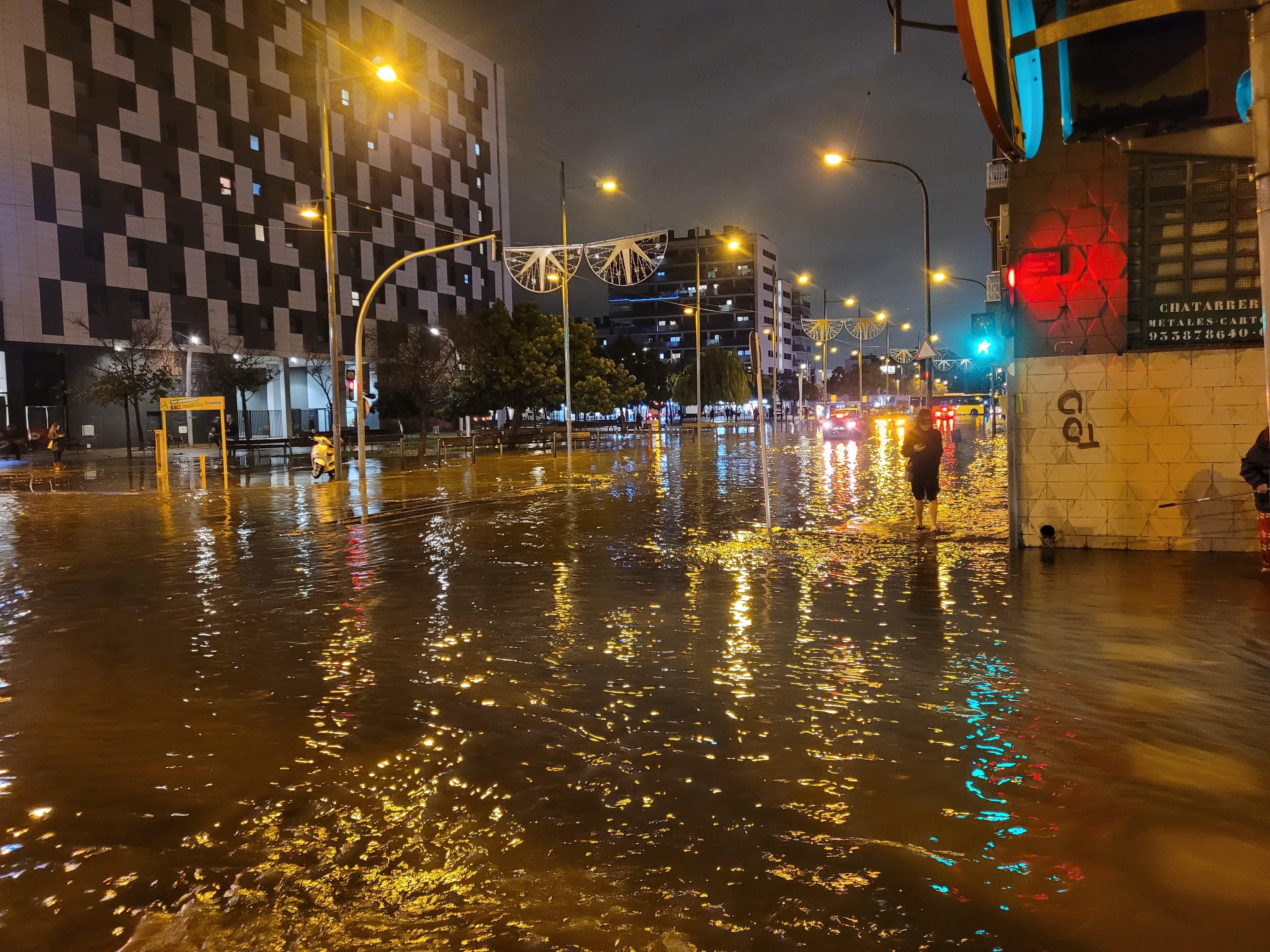 Avinguda de Marquès de Mont-roig in Badalona