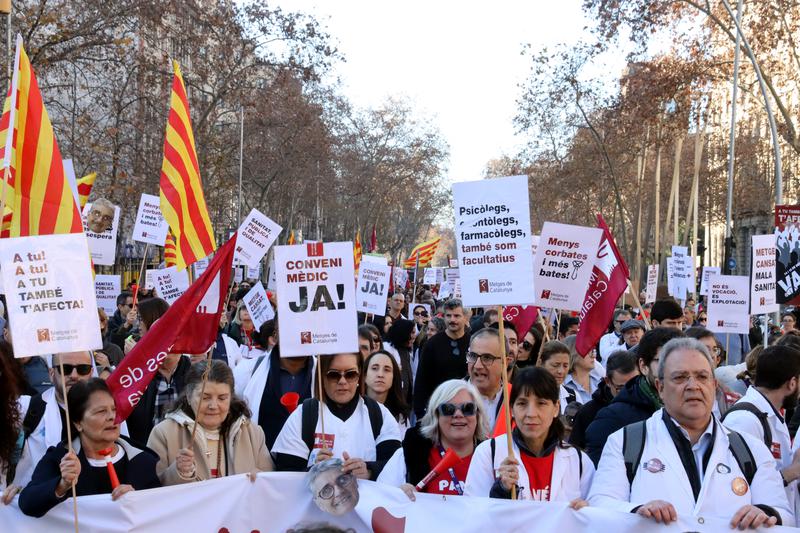 Doctors’ demonstration passing through Gran Via