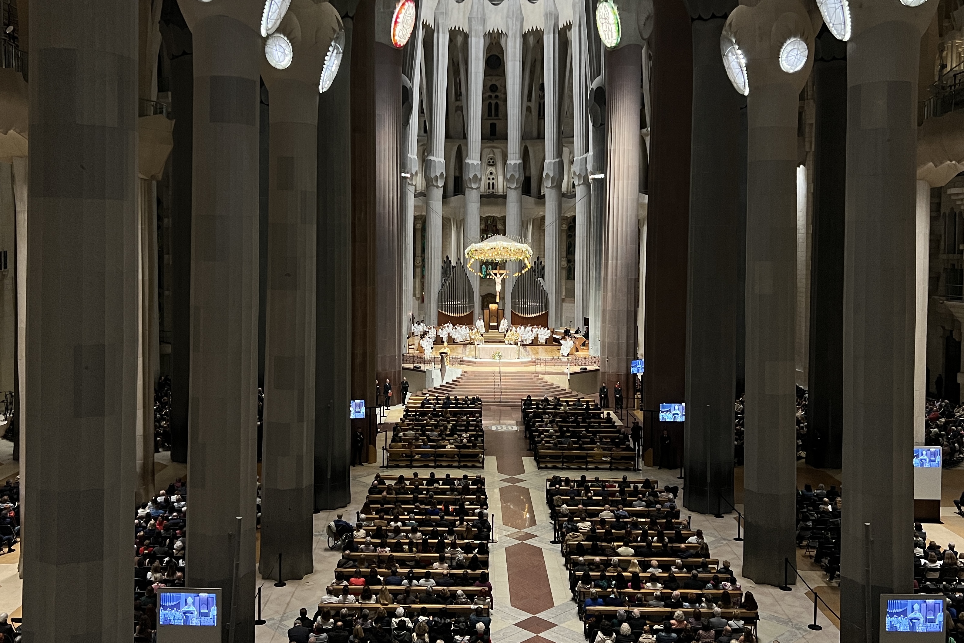 Mass in Sagrada Família before the lightning up of the towers on November 12, 2023