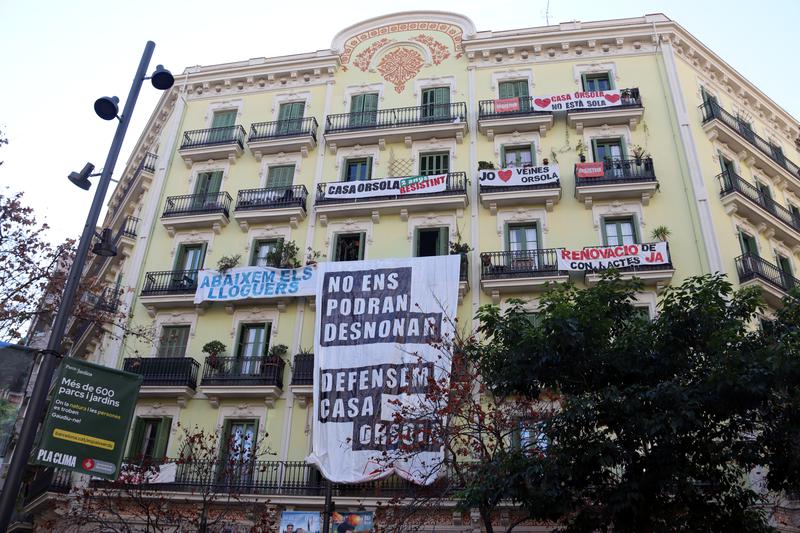 The Casa Orsola building with signs against the eviction