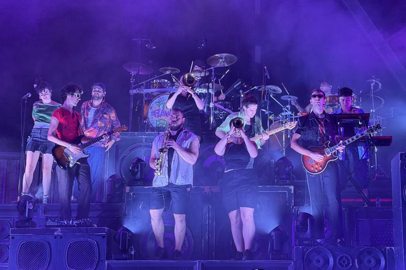 Figa Flawas performing at Canet Rock