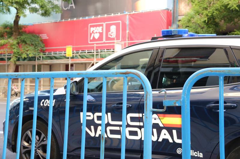 Court orders police to enter Socialists' Madrid headquarters&nbsp;amid <strong>corruption probe</strong>