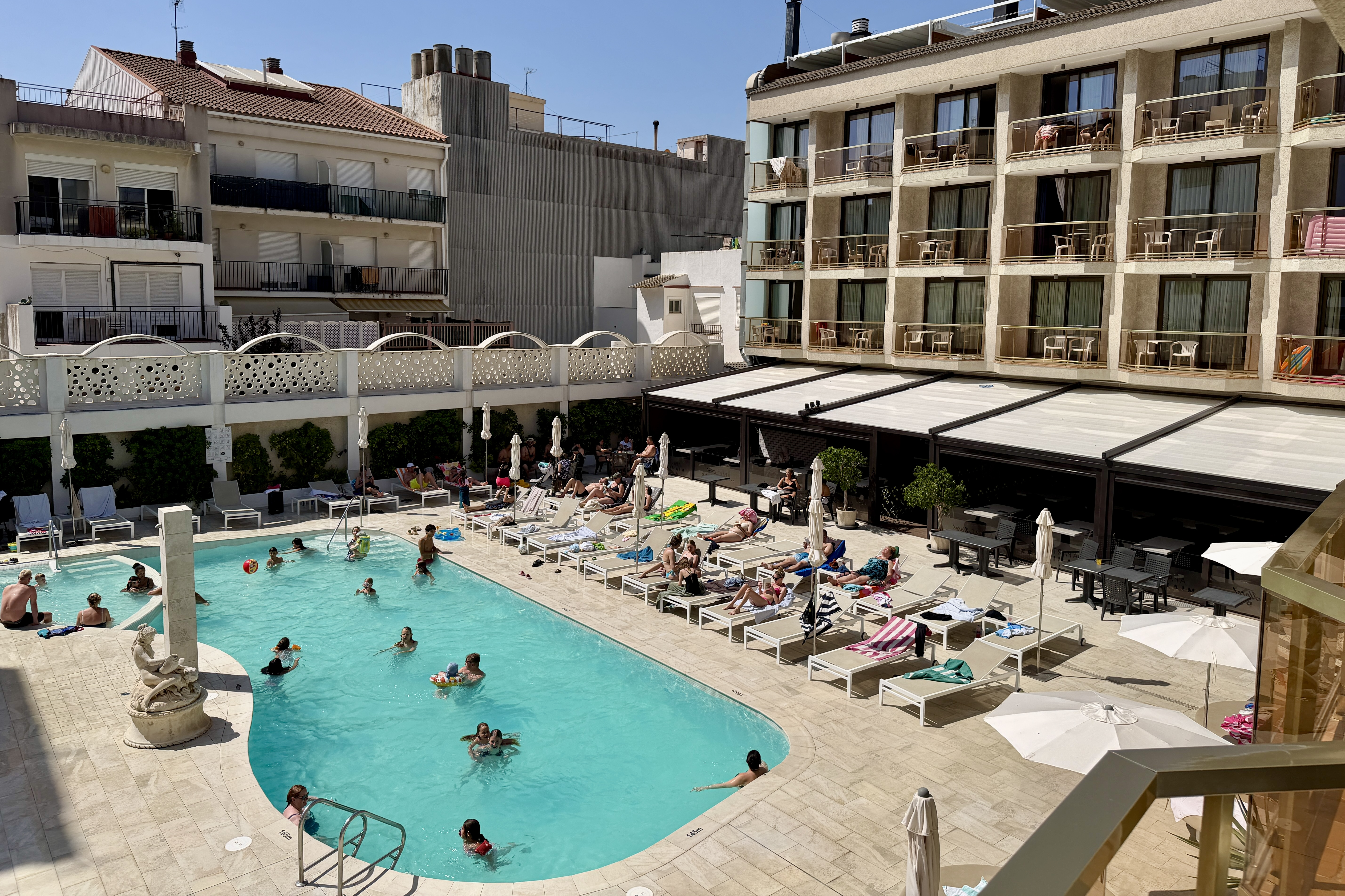 An aparthotel in Calella