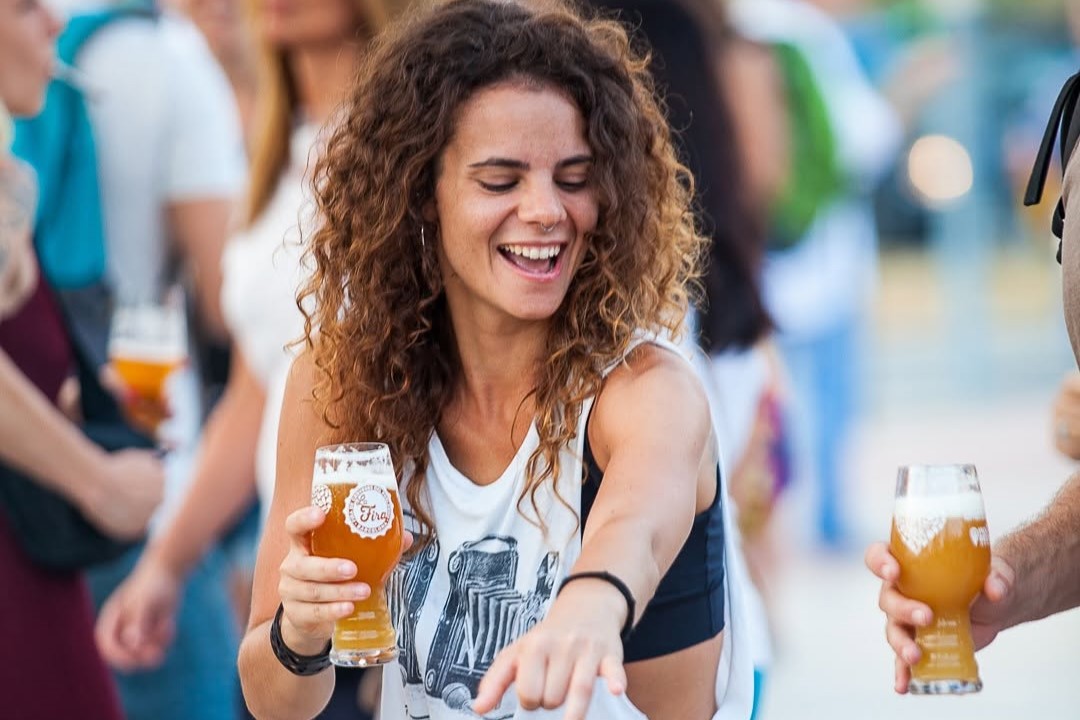 An attendee at the Poblenou Craft Beer Party