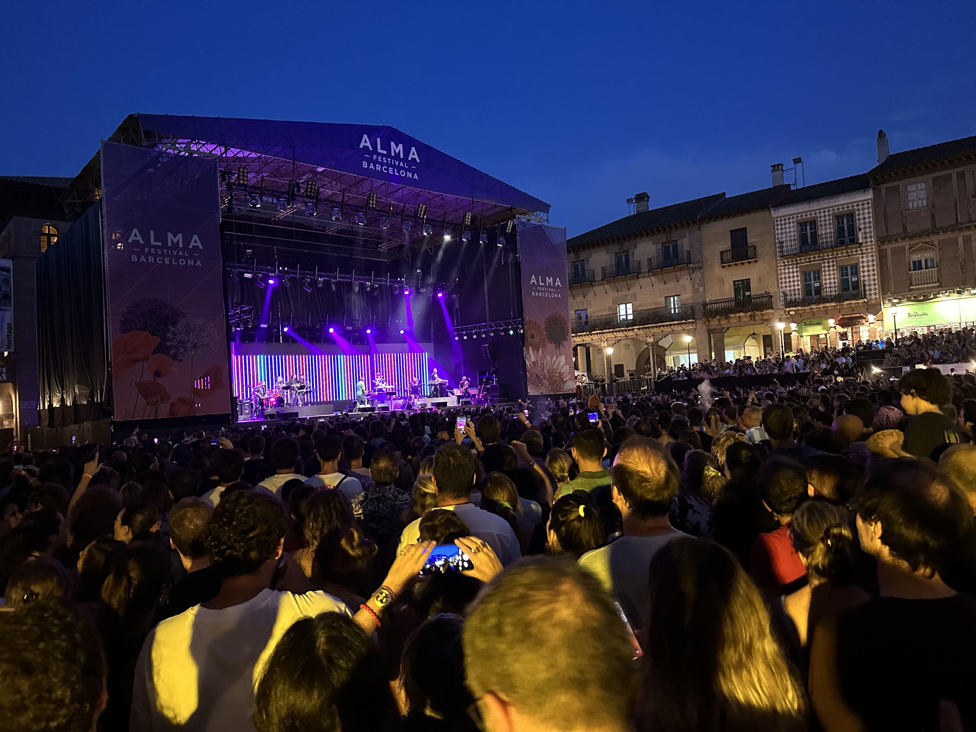 Fito Paez's concert at Alma festival at Poble Espanyol in 2023