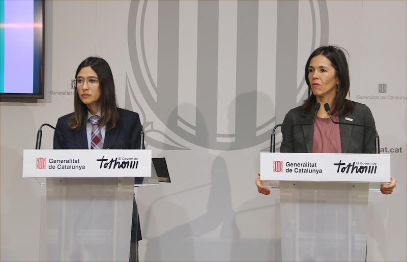 Interior minister Núria Parlon, and Alba Alfageme, head of the Cabinet for Security and Transversal Policies, during a press conference