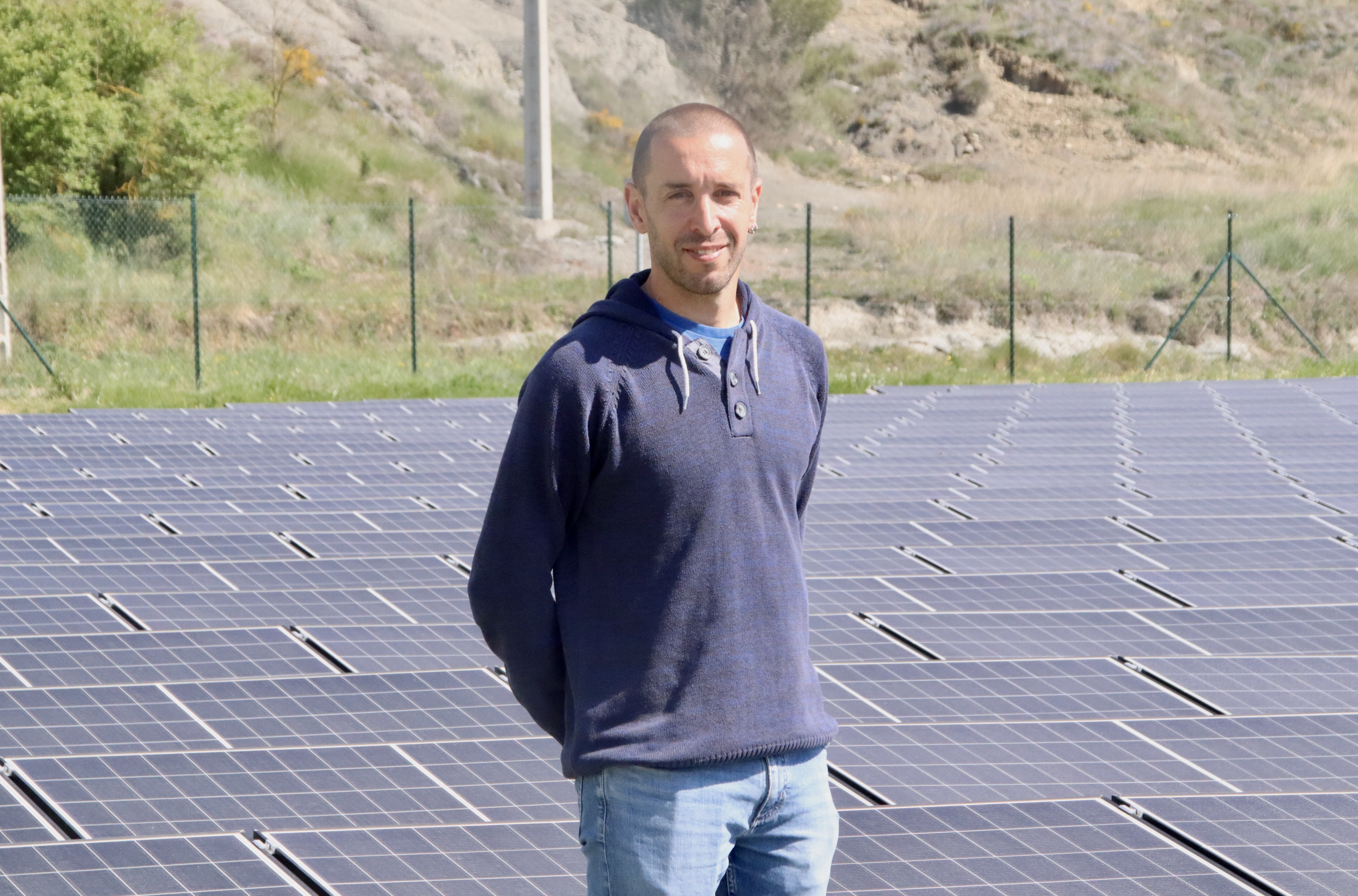 Gil Salvans, Technical Director of the Osona Local Energy Agency, at a solar photovoltaic installation in Malla