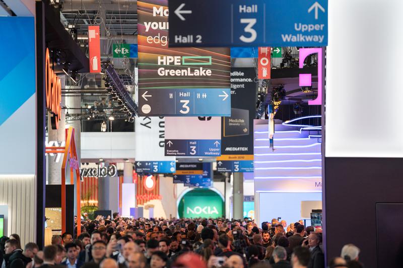 One of the busy halls at the 2023 Mobile World Congress