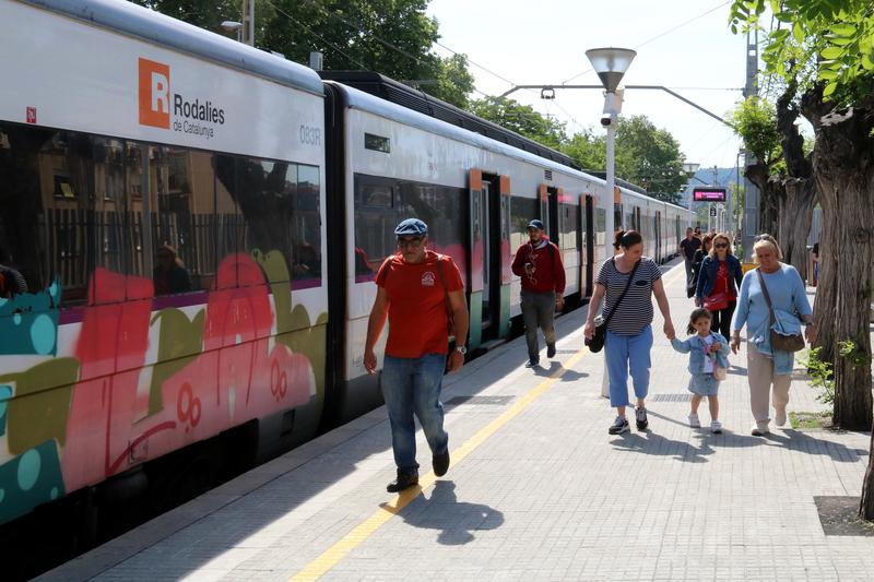 Train of the Rodalies commuter network in Cerdanyola del Vallès