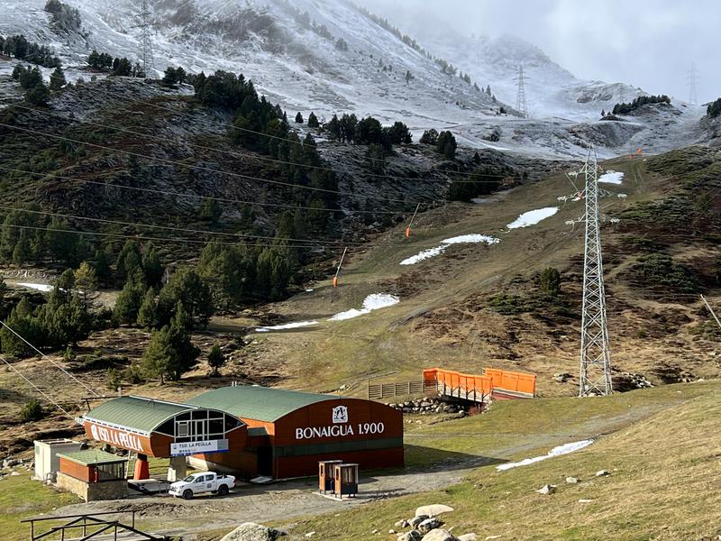 Baqueira Beret ski resort without snow