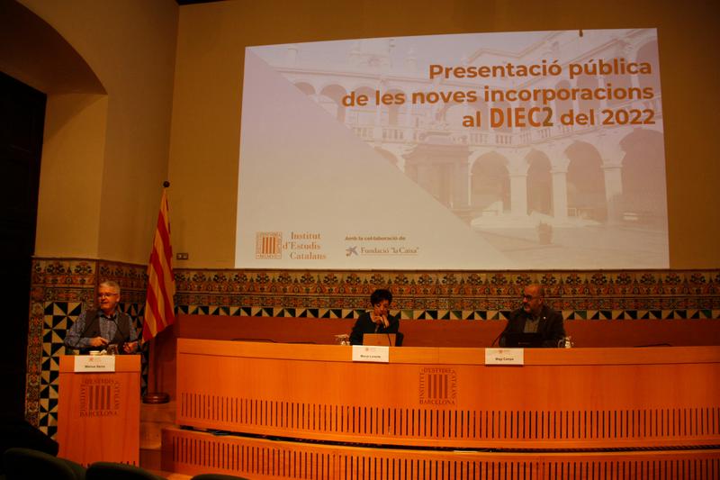 Press conference presenting additions and modifications to the Institute of Catalan Studies Catalan language dictionary, November 28, 2022