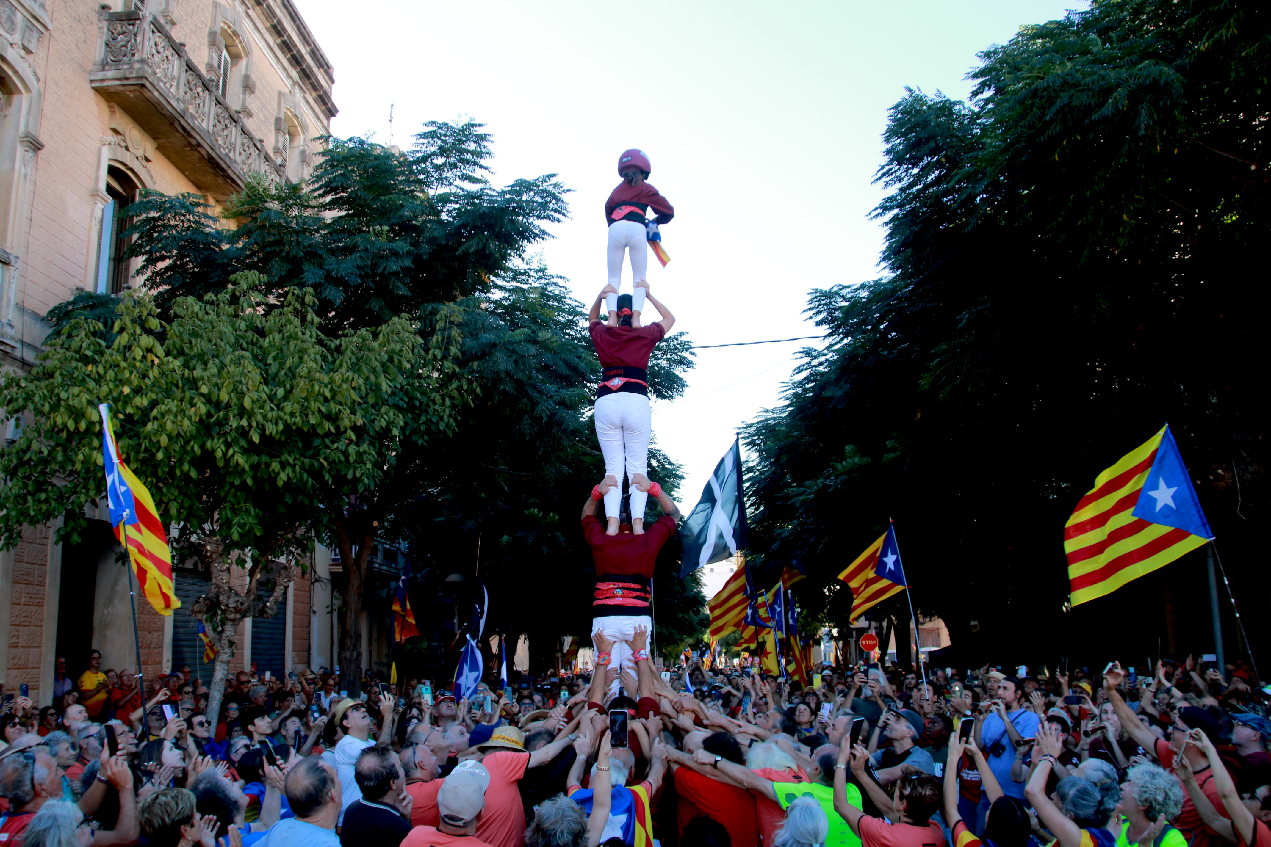 A human tower at the rally in Tortosa