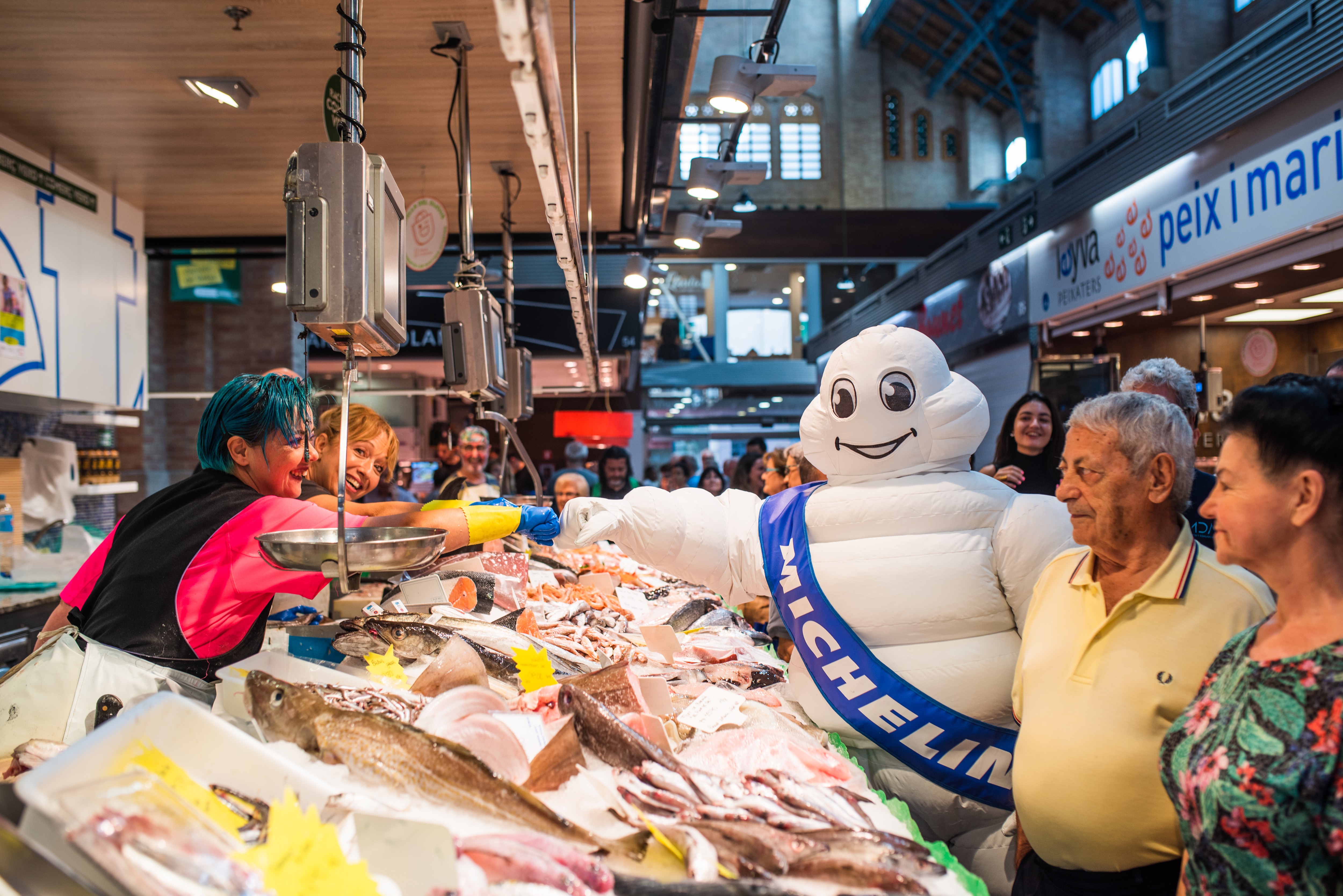 Michelin Guide mascot during a walk in Barcelona's Sants market on October 18, 2023