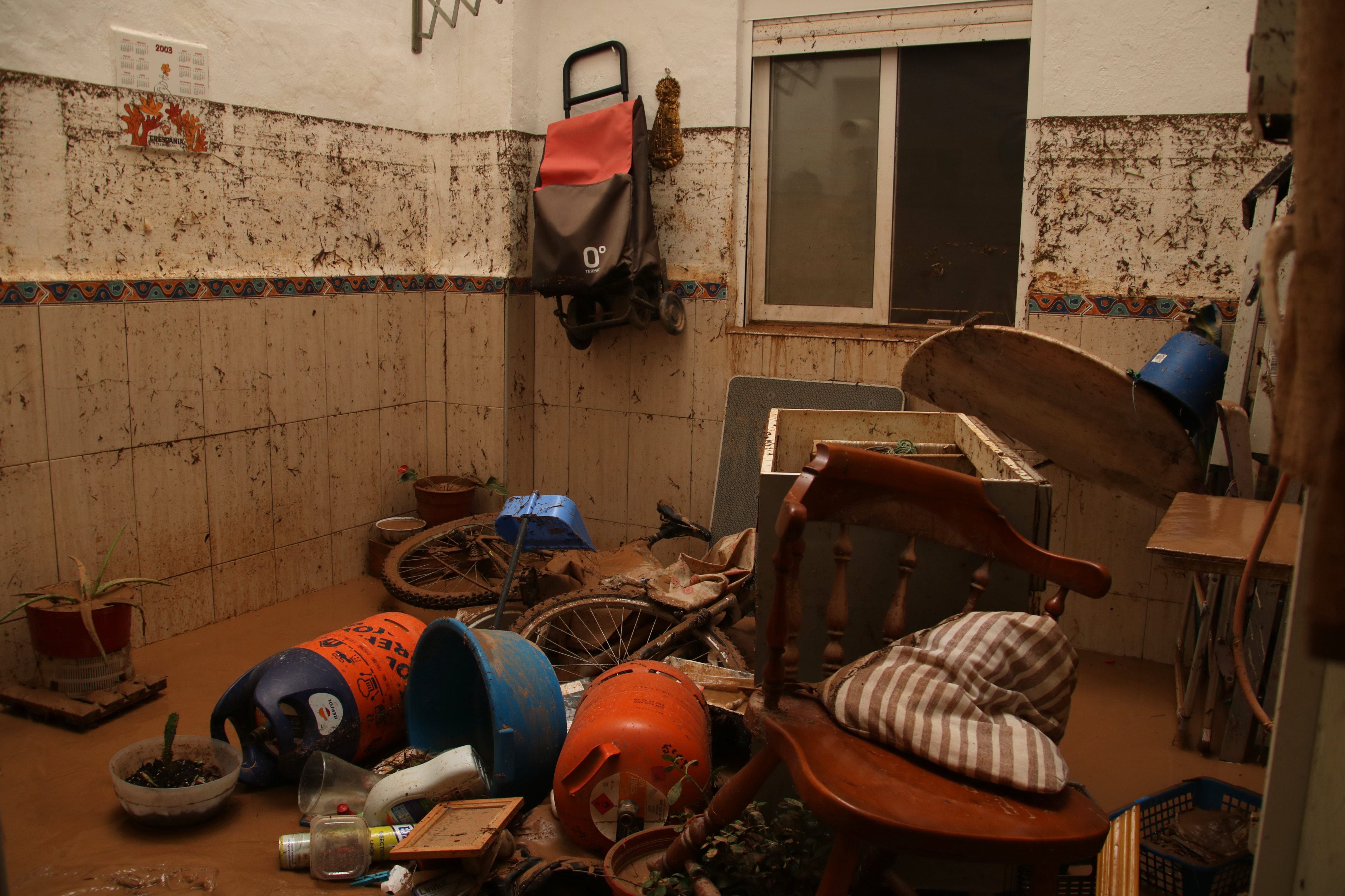 The patio space of a home affected by the floods in Picanya