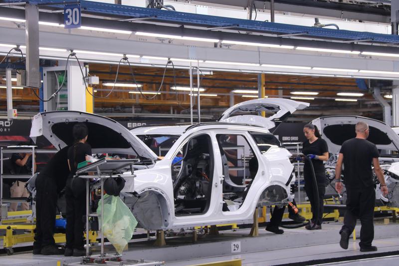 A car being assembled on Ebro's new M1 production line at its Zona Franca plant