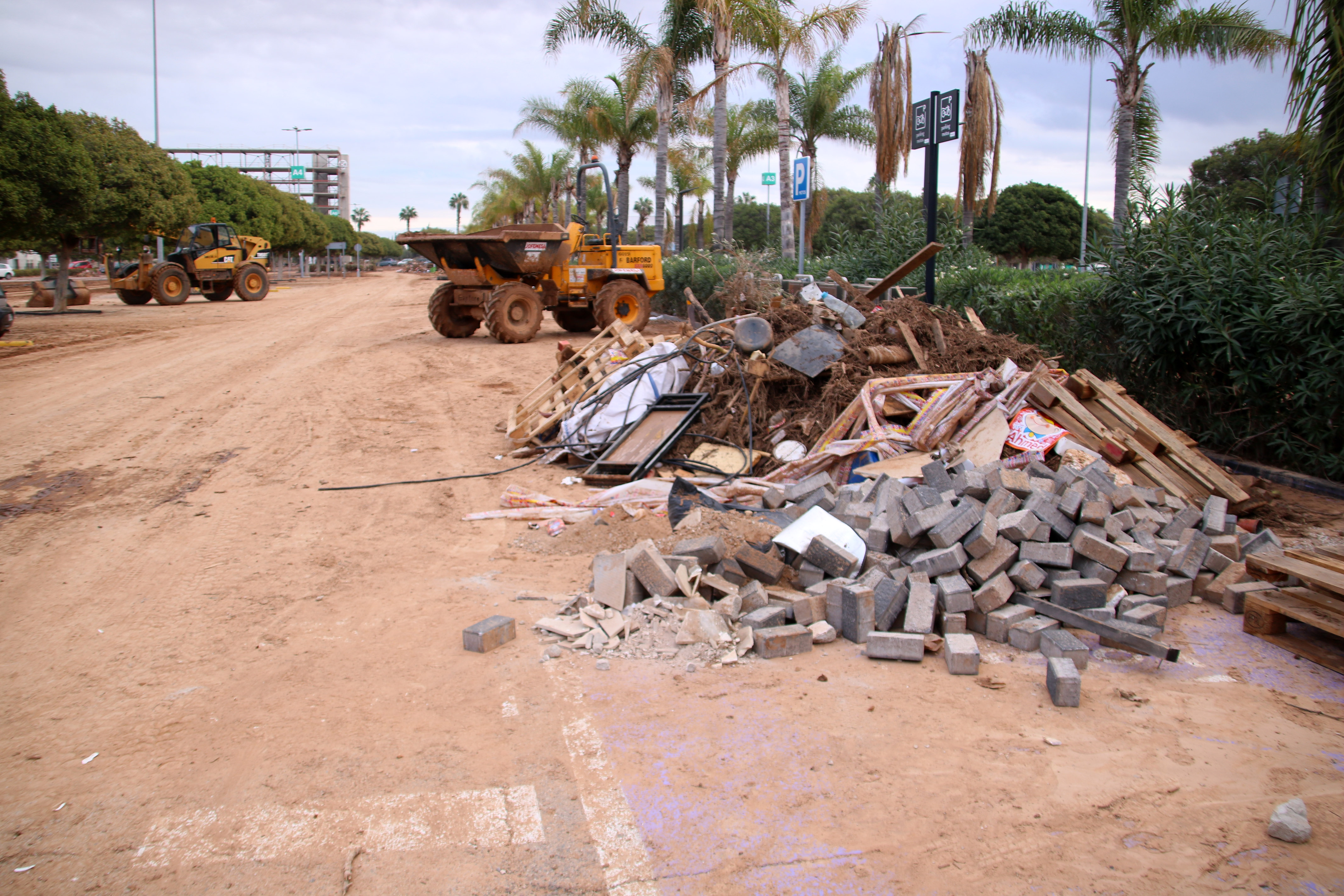 Cleanup works near the Bonaire shopping center