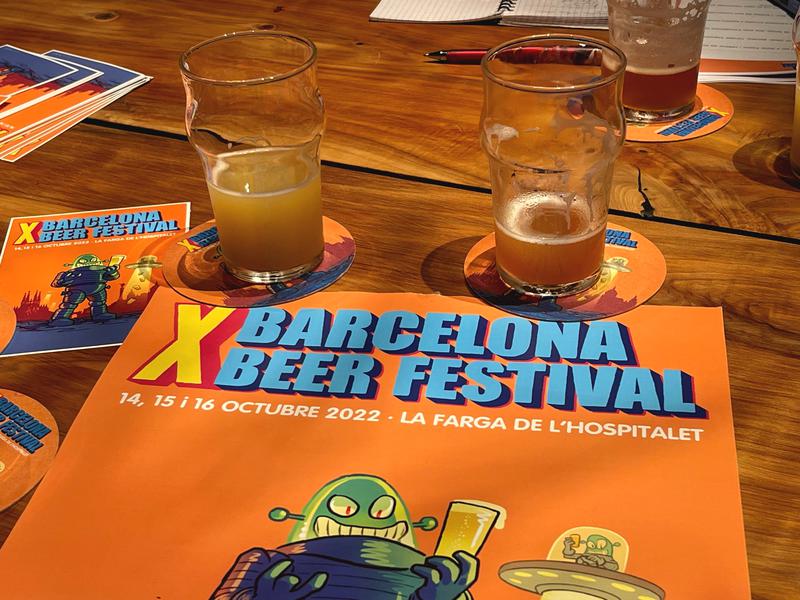 Poster for the Barcelona Beer Festival 2022, taking place in La Farga de L'Hospitalet, between October 14-16